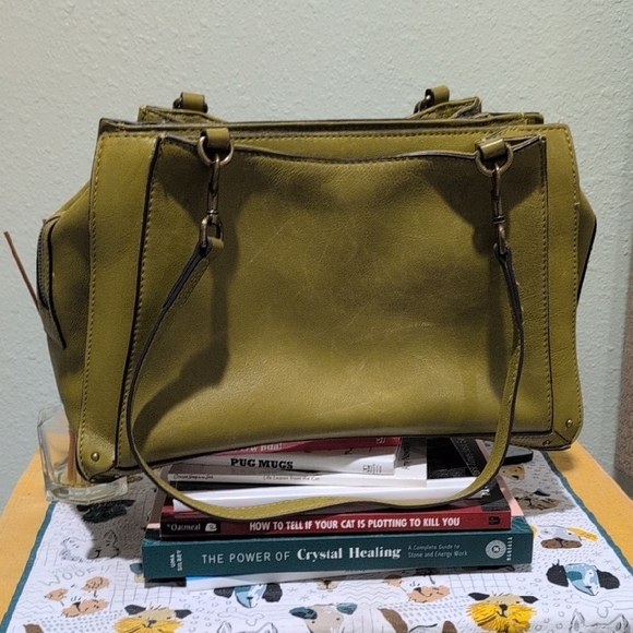 American Leather Satchel - Olive Green - Picture 2 of 7